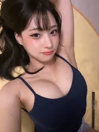 Chitose Yura เสน่ห์น่ารักสดใส กับเส้นทางสู่วงการเอวีญี่ปุ่น